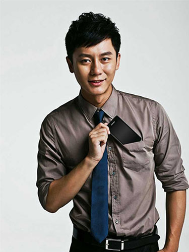  跑男李晨发型阳光大气尽显迷人风采