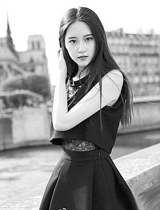 高校招生宣传各施“美人计”抢生源(图)